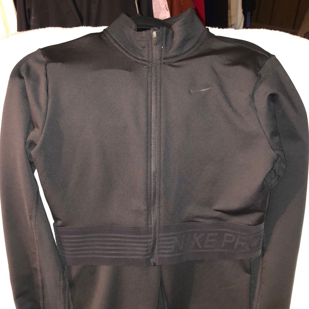 NIKE PRO DRI FIT comfortable workout body fitting exercise attire.